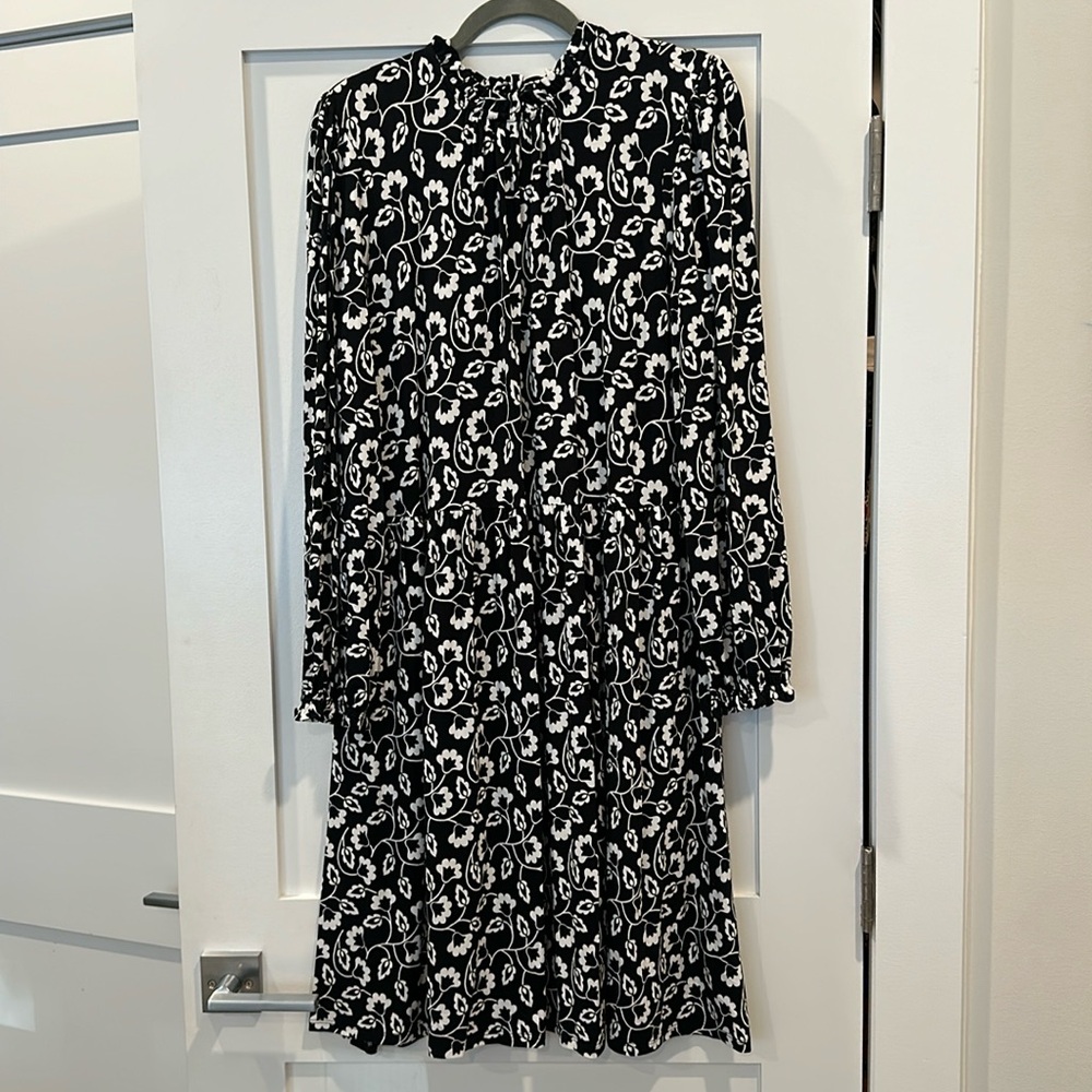 NWT Boden Clara Jersey Dress Black & White Floral